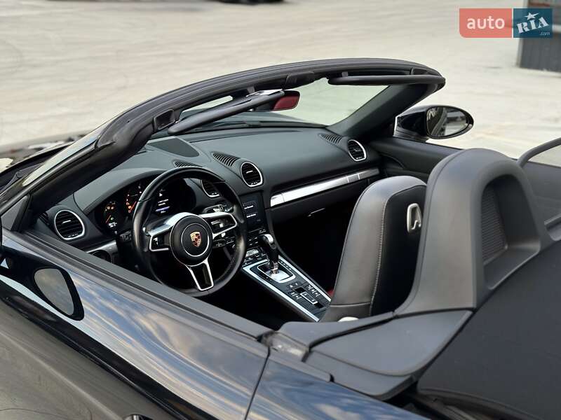 Родстер Porsche Boxster 2020 в Киеве
