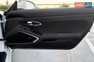 Родстер Porsche Boxster 2018 в 