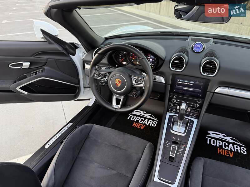 Родстер Porsche Boxster 2018 в Киеве фото 54 Родстер Porsche Boxster 2018 в Киеве
