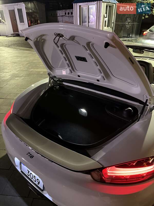 Родстер Porsche Boxster 2016 в Киеве