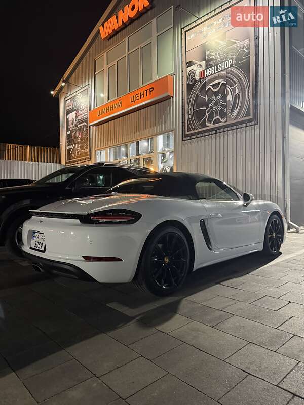 Родстер Porsche Boxster 2016 в Киеве