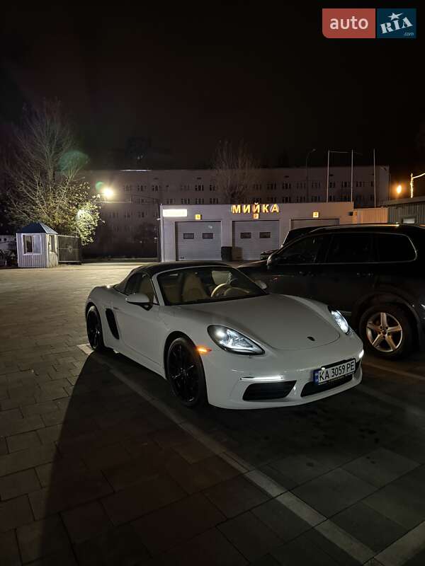 Родстер Porsche Boxster 2016 в Киеве