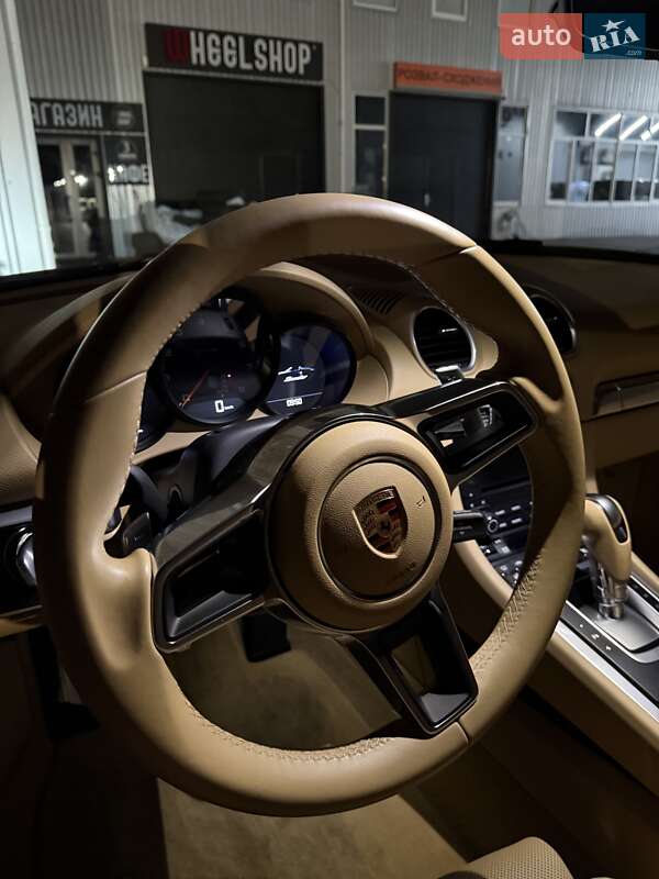 Родстер Porsche Boxster 2016 в Киеве