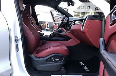 Позашляховик / Кросовер Porsche Cayenne Coupe 2019 в 