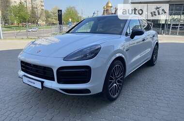 Позашляховик / Кросовер Porsche Cayenne Coupe 2021 в Львові