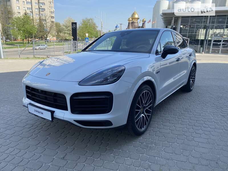 Позашляховик / Кросовер Porsche Cayenne Coupe 2021 в Львові