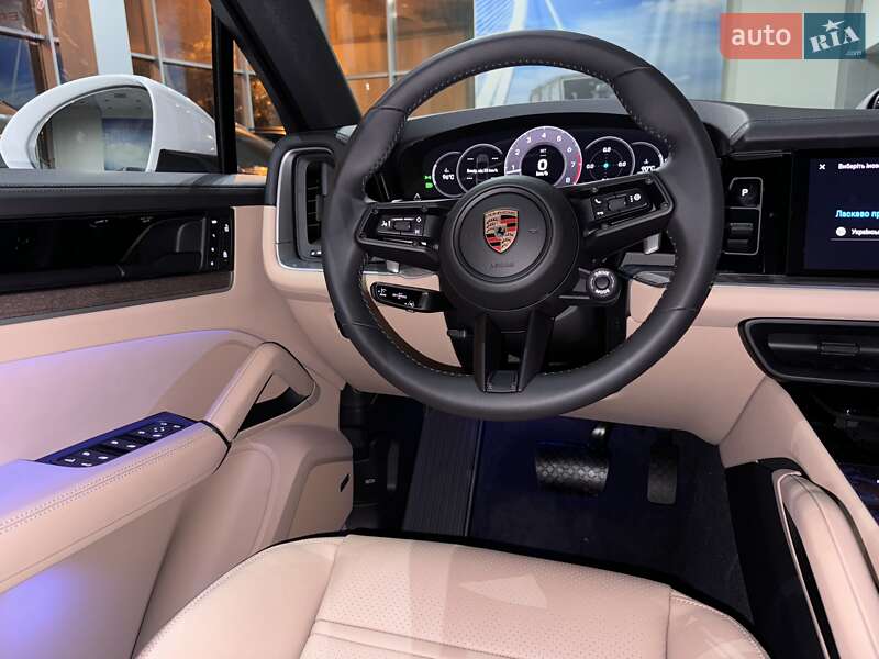 Внедорожник / Кроссовер Porsche Cayenne Coupe 2023 в Одессе