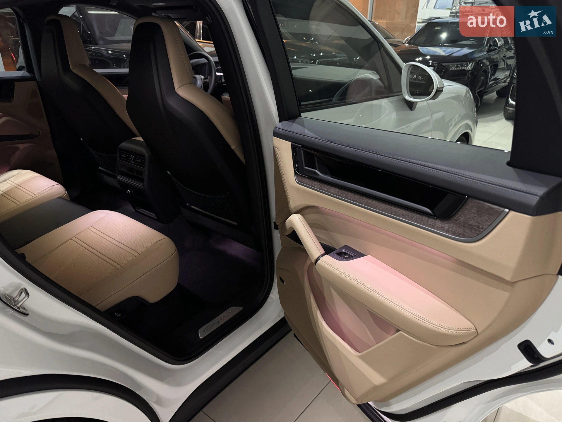 2023 Porsche Cayenne Coupe - мініатюра 160