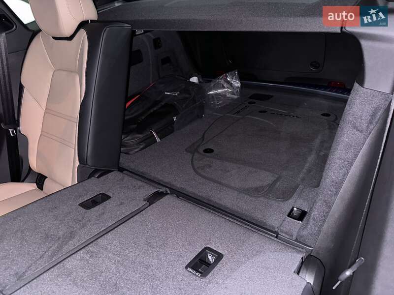 Внедорожник / Кроссовер Porsche Cayenne Coupe 2023 в Одессе