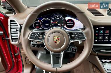 Позашляховик / Кросовер Porsche Cayenne Coupe 2021 в 