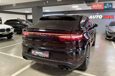 Позашляховик / Кросовер Porsche Cayenne Coupe 2020 в 