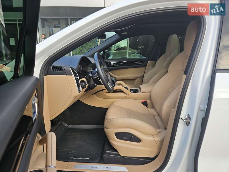 Внедорожник / Кроссовер Porsche Cayenne Coupe 2021 в Днепре