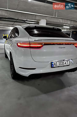 Внедорожник / Кроссовер Porsche Cayenne Coupe 2019 в 