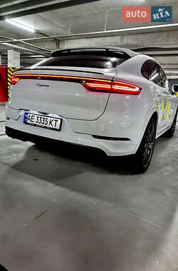 Внедорожник / Кроссовер Porsche Cayenne Coupe 2019 в 