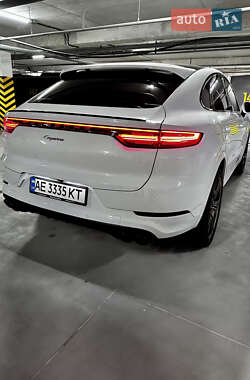 Внедорожник / Кроссовер Porsche Cayenne Coupe 2019 в 