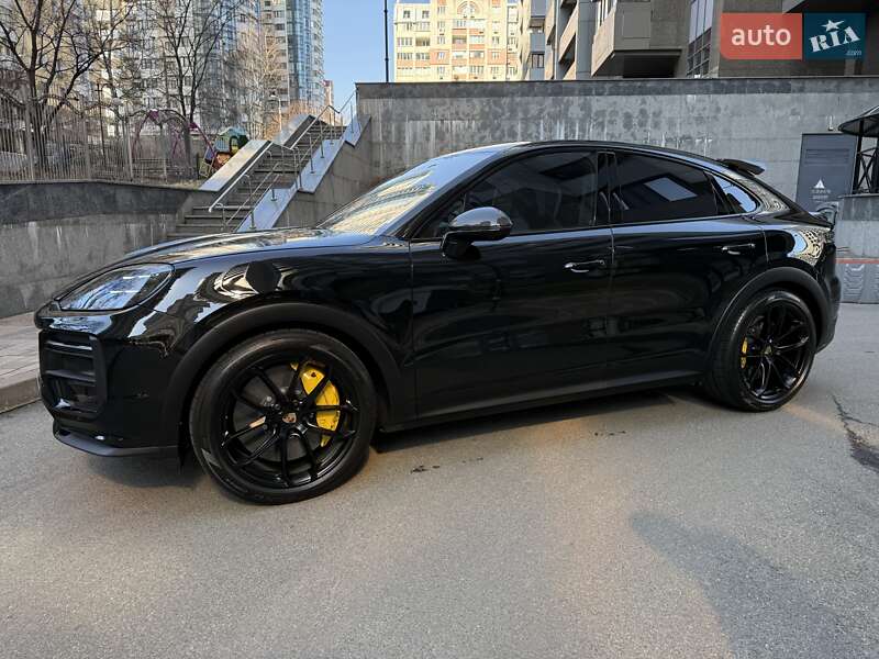 Внедорожник / Кроссовер Porsche Cayenne Coupe 2023 в Киеве