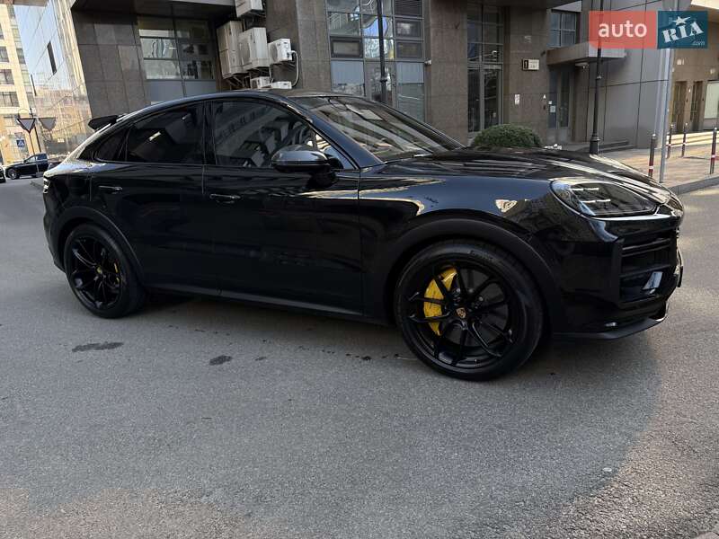 Внедорожник / Кроссовер Porsche Cayenne Coupe 2023 в Киеве