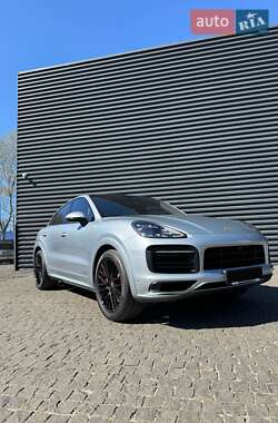 Внедорожник / Кроссовер Porsche Cayenne Coupe 2020 в 