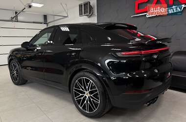 Внедорожник / Кроссовер Porsche Cayenne Coupe 2024 в 