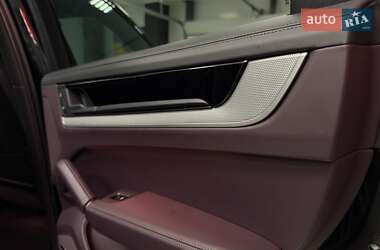 Внедорожник / Кроссовер Porsche Cayenne Coupe 2024 в 
