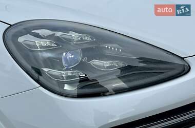 Внедорожник / Кроссовер Porsche Cayenne Coupe 2019 в 