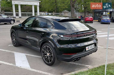 Внедорожник / Кроссовер Porsche Cayenne Coupe 2023 в 