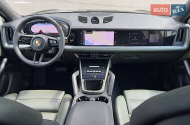 Внедорожник / Кроссовер Porsche Cayenne Coupe 2023 в 