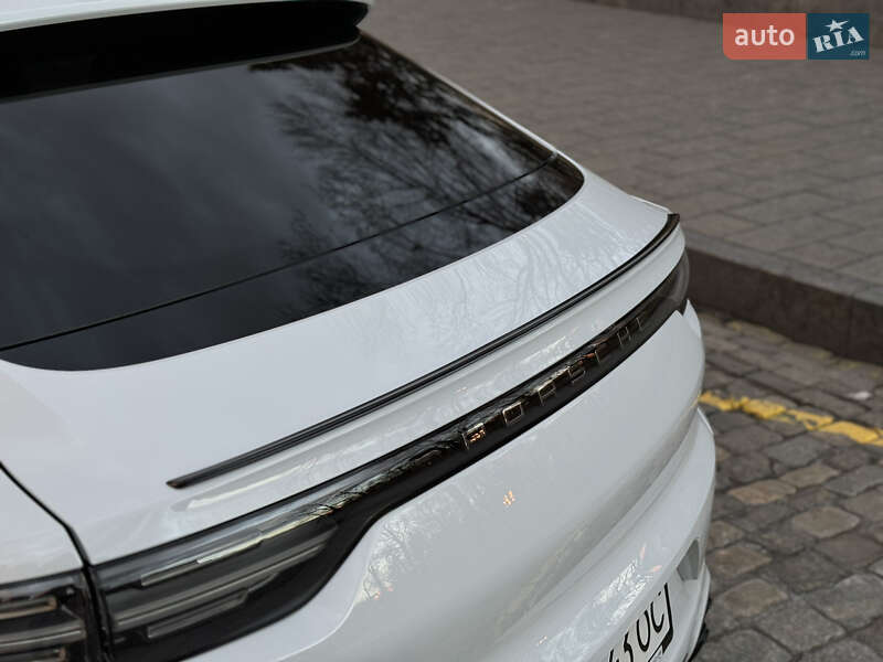 Позашляховик / Кросовер Porsche Cayenne Coupe 2019 в Харкові