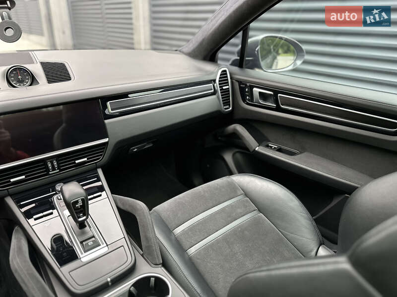 Позашляховик / Кросовер Porsche Cayenne Coupe 2021 в Одесі