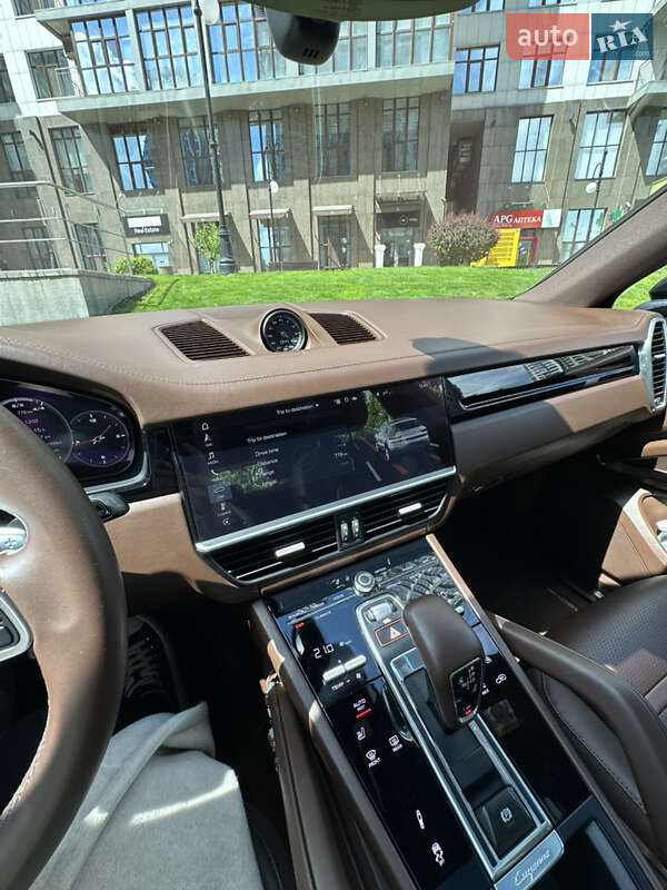 Внедорожник / Кроссовер Porsche Cayenne Coupe 2020 в Киеве