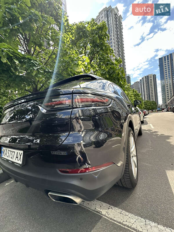 Внедорожник / Кроссовер Porsche Cayenne Coupe 2020 в Киеве