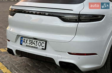 Внедорожник / Кроссовер Porsche Cayenne Coupe 2019 в 