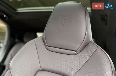 Позашляховик / Кросовер Porsche Cayenne Coupe 2023 в 