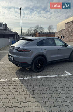 Внедорожник / Кроссовер Porsche Cayenne Coupe 2020 в 