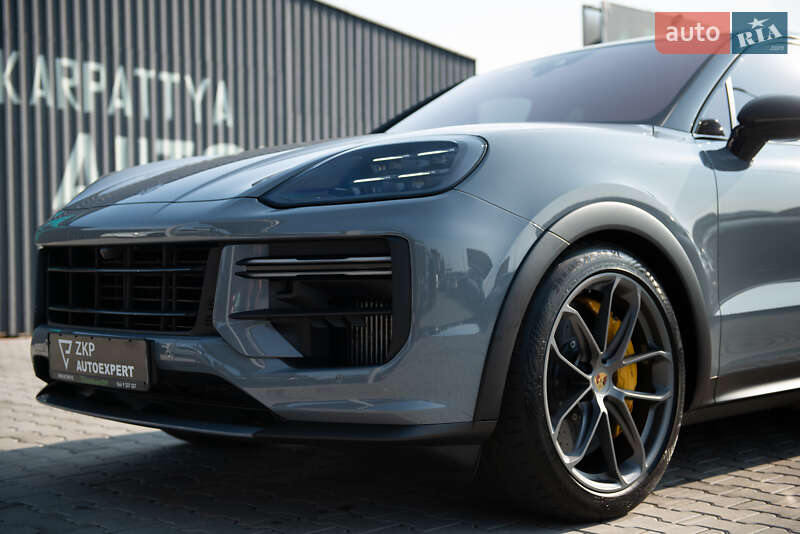 Внедорожник / Кроссовер Porsche Cayenne Coupe 2023 в Мукачево