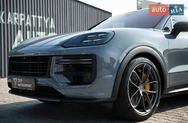 Внедорожник / Кроссовер Porsche Cayenne Coupe 2023 в 