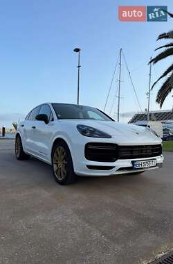 Позашляховик / Кросовер Porsche Cayenne Coupe 2022 в Києві