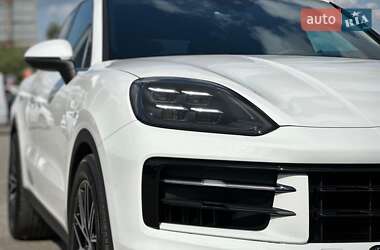 Внедорожник / Кроссовер Porsche Cayenne Coupe 2023 в 