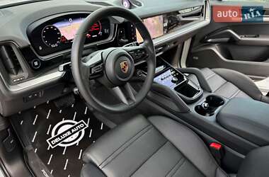 Внедорожник / Кроссовер Porsche Cayenne Coupe 2023 в 