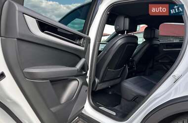 Внедорожник / Кроссовер Porsche Cayenne Coupe 2023 в 