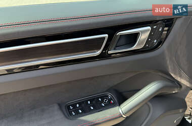 Внедорожник / Кроссовер Porsche Cayenne Coupe 2023 в 