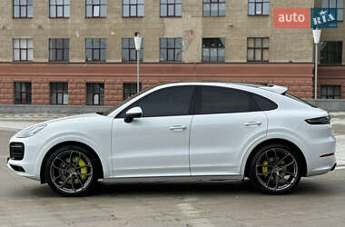 Внедорожник / Кроссовер Porsche Cayenne Coupe 2019 в 