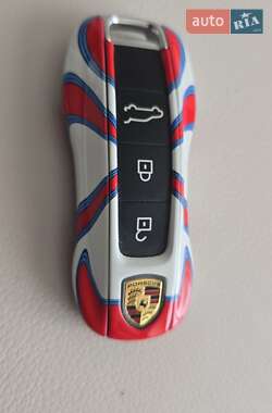 Внедорожник / Кроссовер Porsche Cayenne Coupe 2023 в 