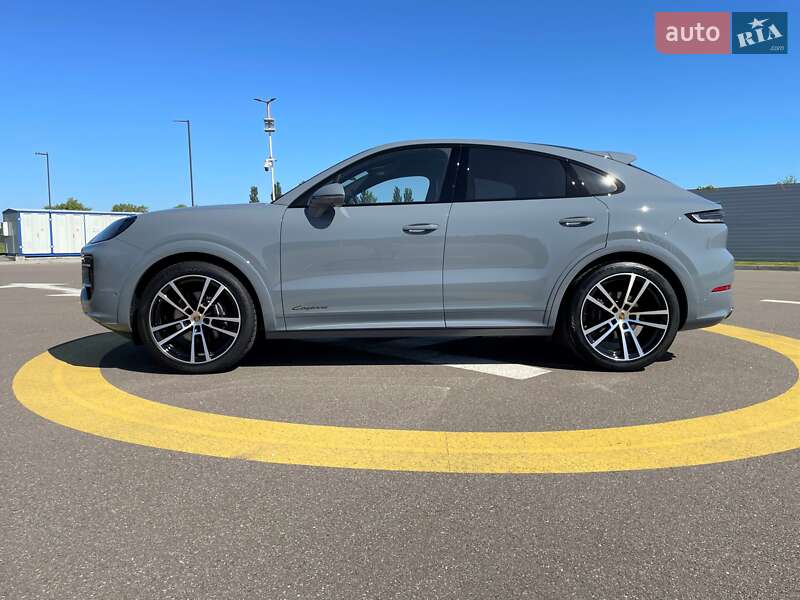 Позашляховик / Кросовер Porsche Cayenne Coupe 2024 в Києві