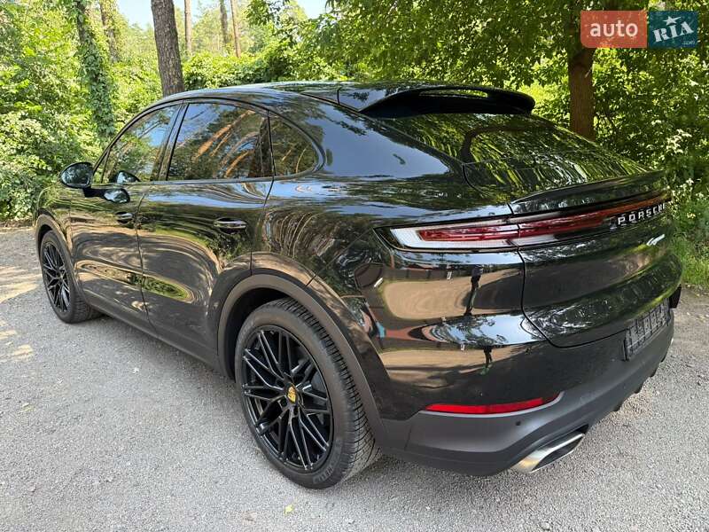 Позашляховик / Кросовер Porsche Cayenne Coupe 2024 в Києві