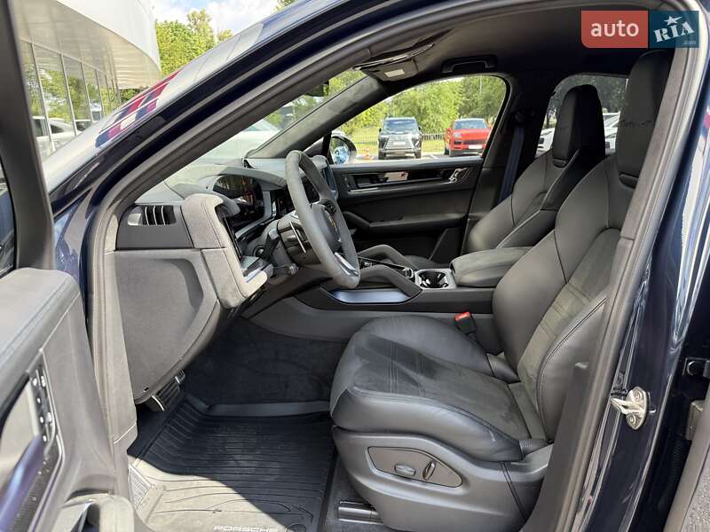 Позашляховик / Кросовер Porsche Cayenne Coupe 2024 в Дніпрі фото 11 Позашляховик / Кросовер Porsche Cayenne Coupe 2024 в Дніпрі