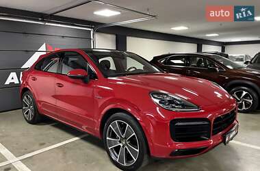 Внедорожник / Кроссовер Porsche Cayenne Coupe 2021 в Львове