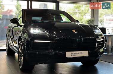 Внедорожник / Кроссовер Porsche Cayenne Coupe 2020 в 