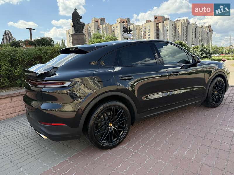 Позашляховик / Кросовер Porsche Cayenne Coupe 2024 в Києві