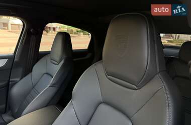 Внедорожник / Кроссовер Porsche Cayenne Coupe 2024 в 